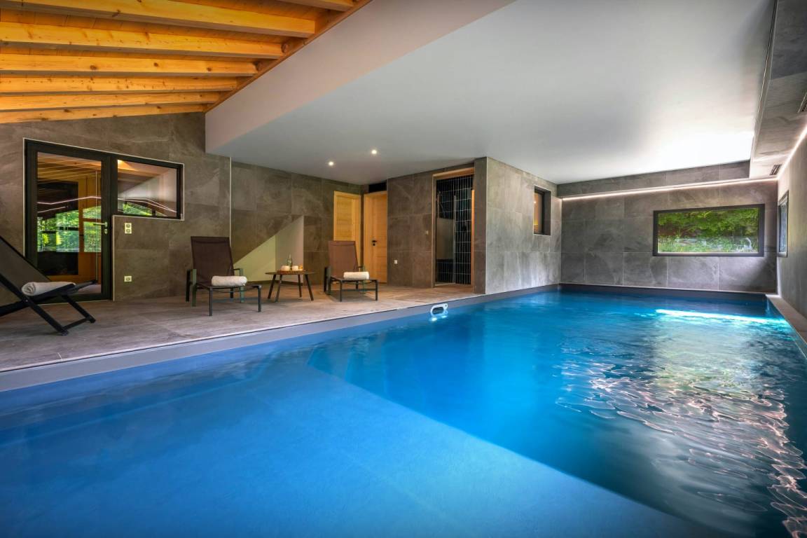 240 M² Chalet ∙ 6 Chambres ∙ 14 Personnes - La Clusaz