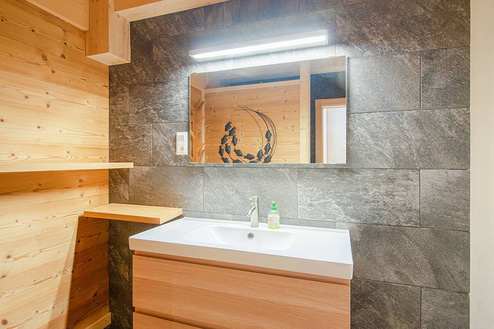 300 m² Ferienhaus ∙ 10 Schlafzimmer ∙ 28 Gäste – Bild 14