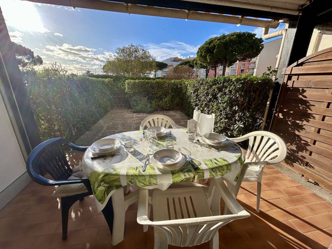 22 M² Studio Flat ∙ 1 Bedroom ∙ 4 Guests - Agde