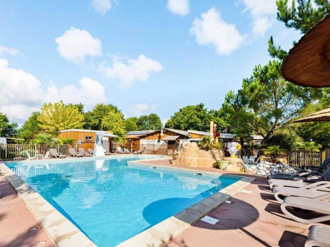 40 M² Camping ∙ 3 Chambres ∙ 6 Personnes - Vendays-Montalivet