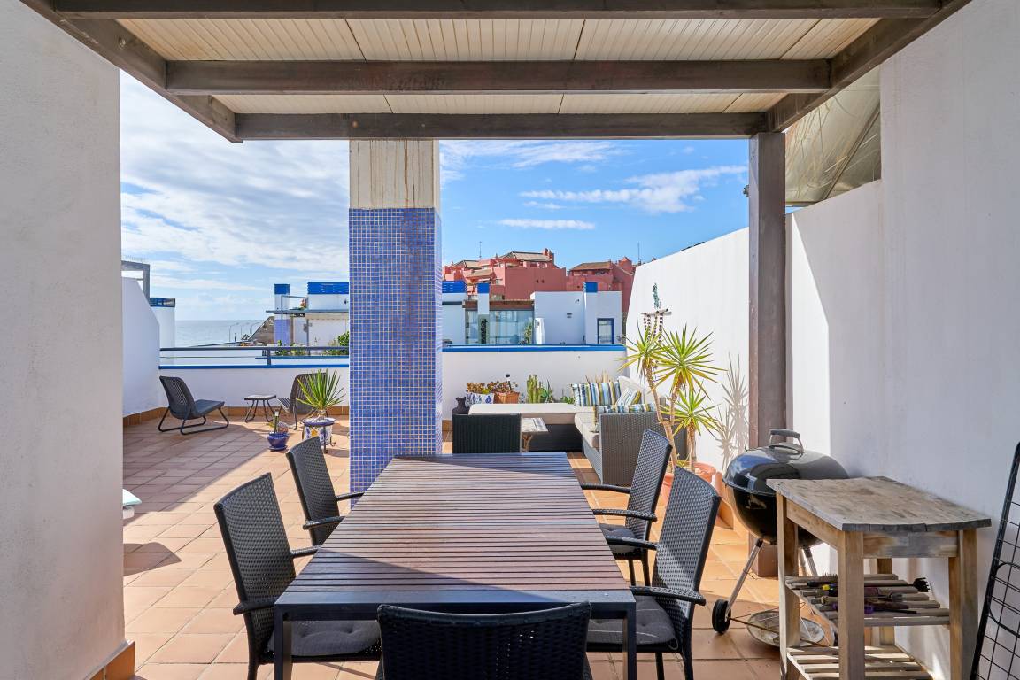 70 M² Apartamento ∙ 2 Habitaciones ∙ 4 Huéspedes - Torrox Costa