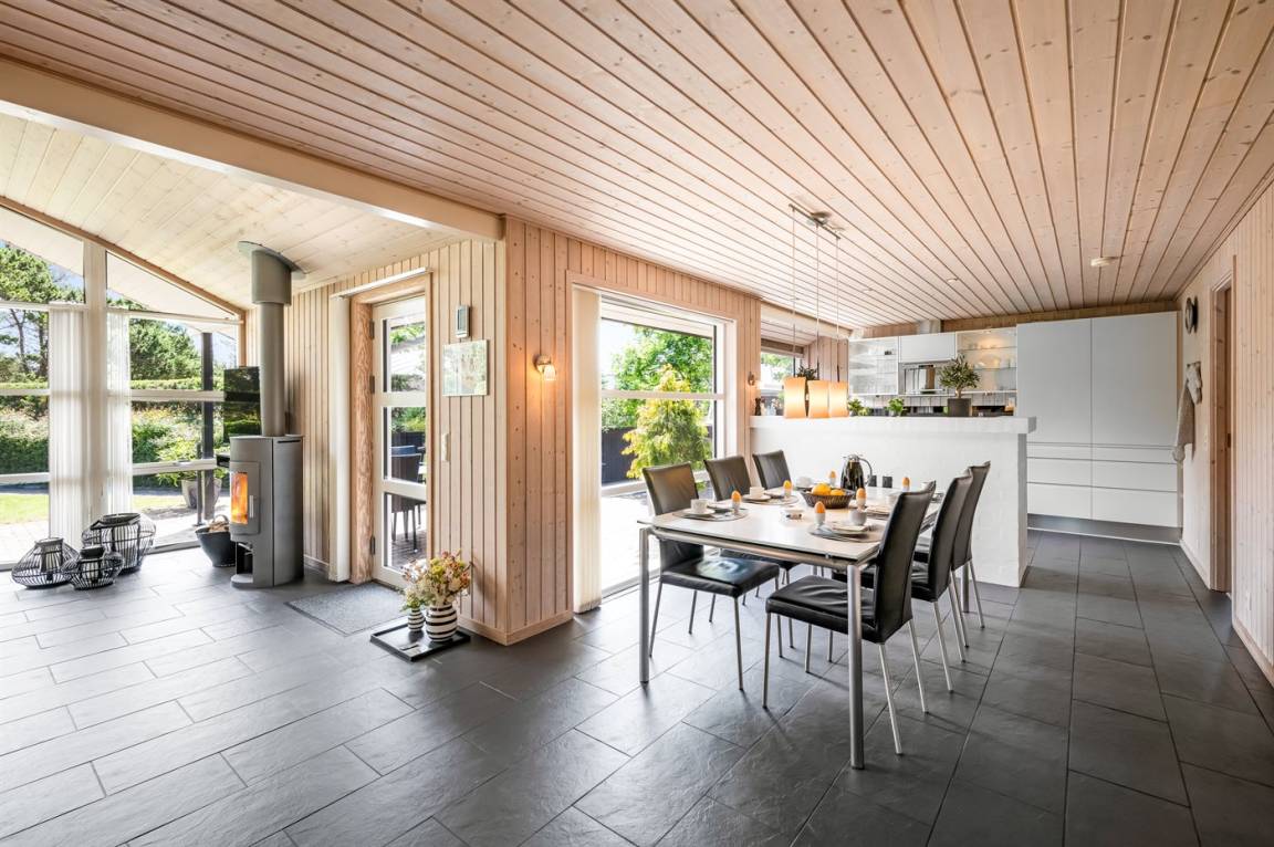 116 M² Ferienhaus ∙ 4 Schlafzimmer ∙ 8 Gäste - Blåvand