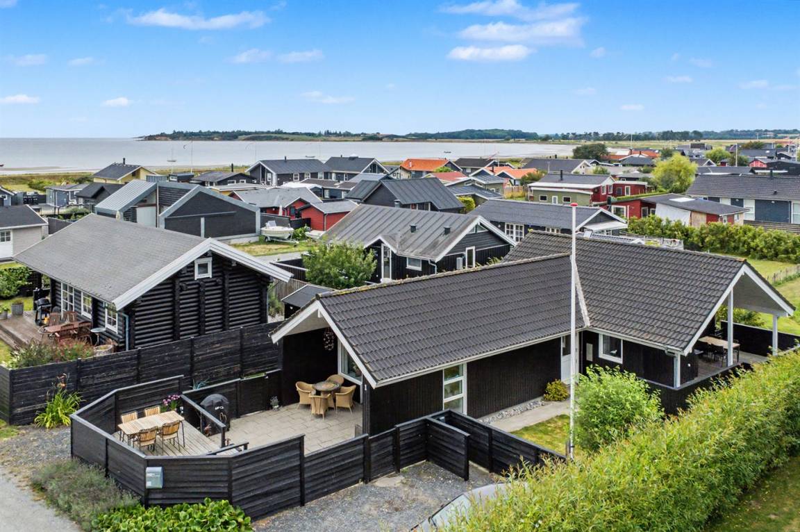 75 m&sup2; Ferienhaus 2 Schlafzimmer 6 G&auml;ste