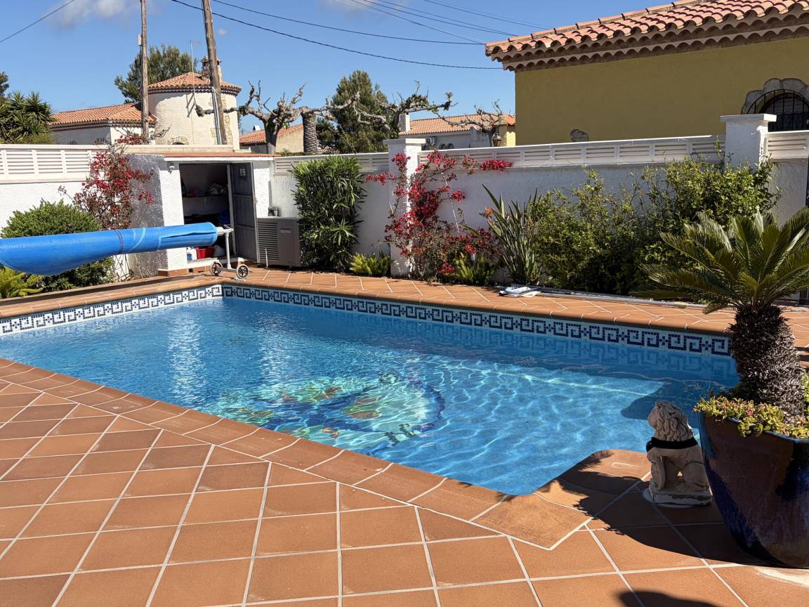 100 M² Landhaus ∙ 3 Schlafzimmer ∙ 6 Gäste - Miami Platja