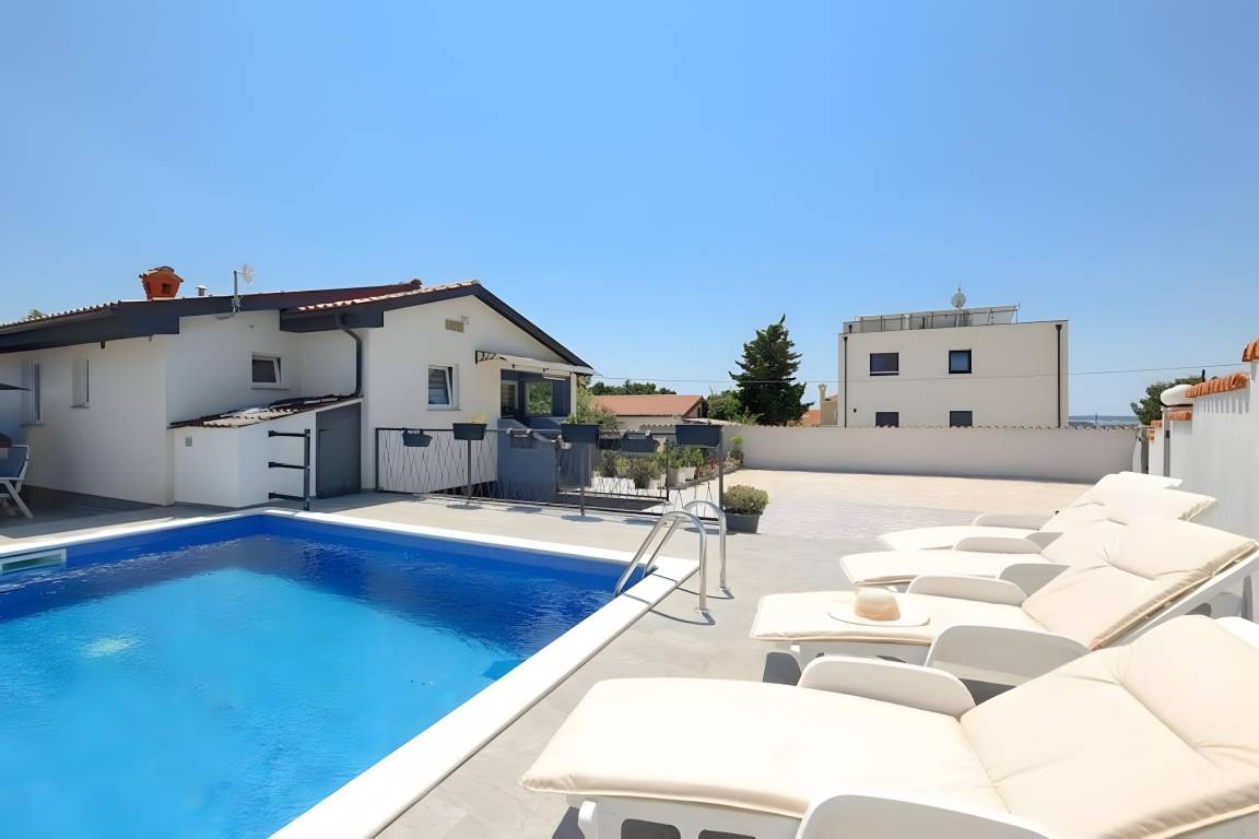 80 M² Villa ∙ 3 Schlafzimmer ∙ 6 Gäste - Medulin