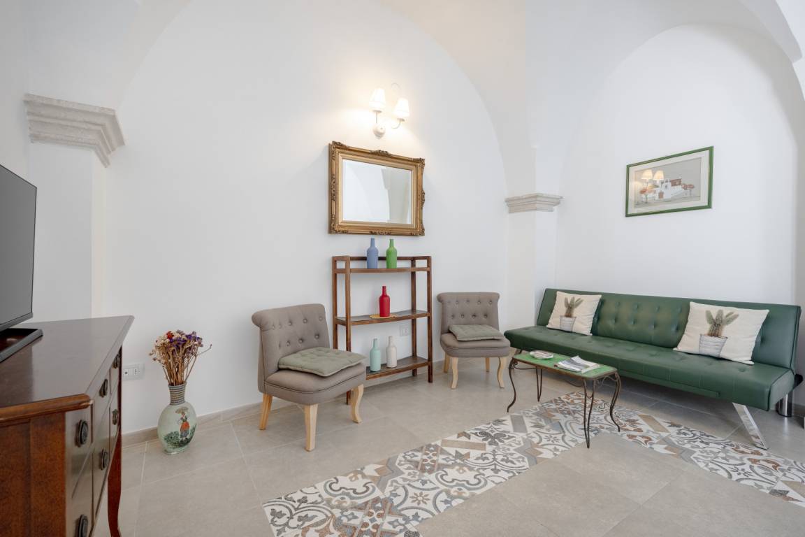 72 M² Apartamento ∙ 1 Habitación ∙ 2 Huéspedes - Martina Franca
