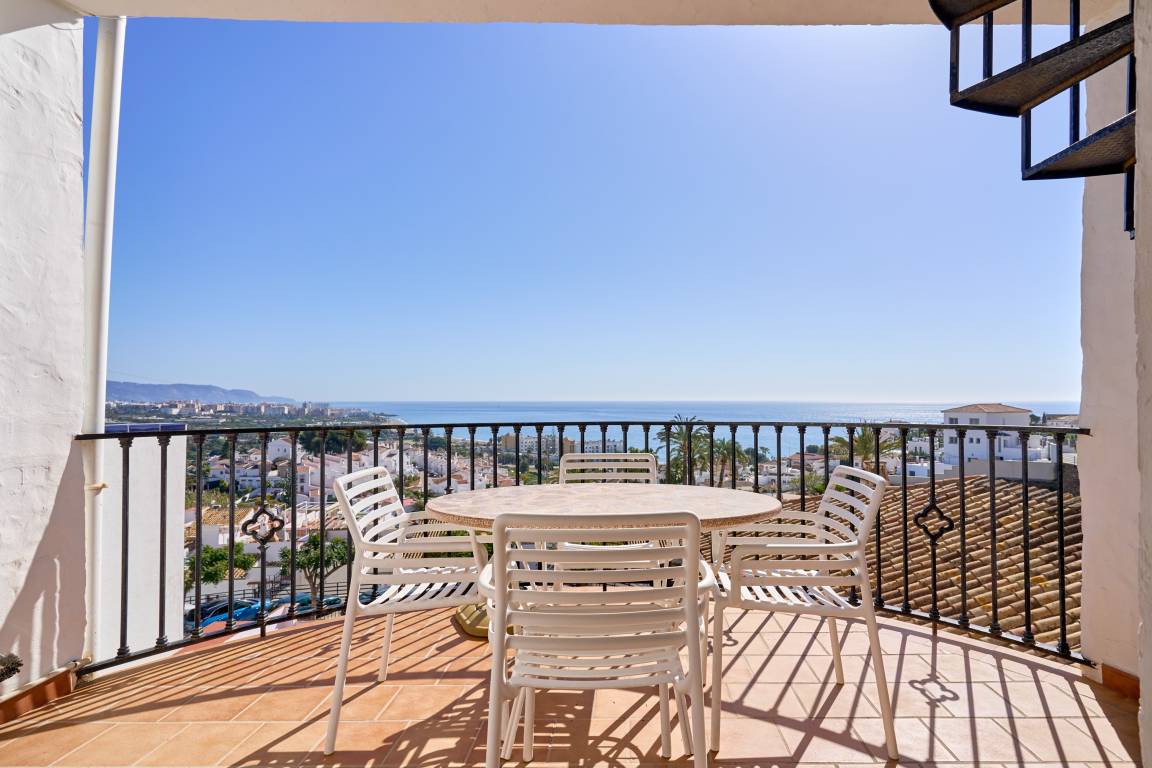 150 M² Apartamento ∙ 4 Habitaciones ∙ 10 Huéspedes - Frigiliana