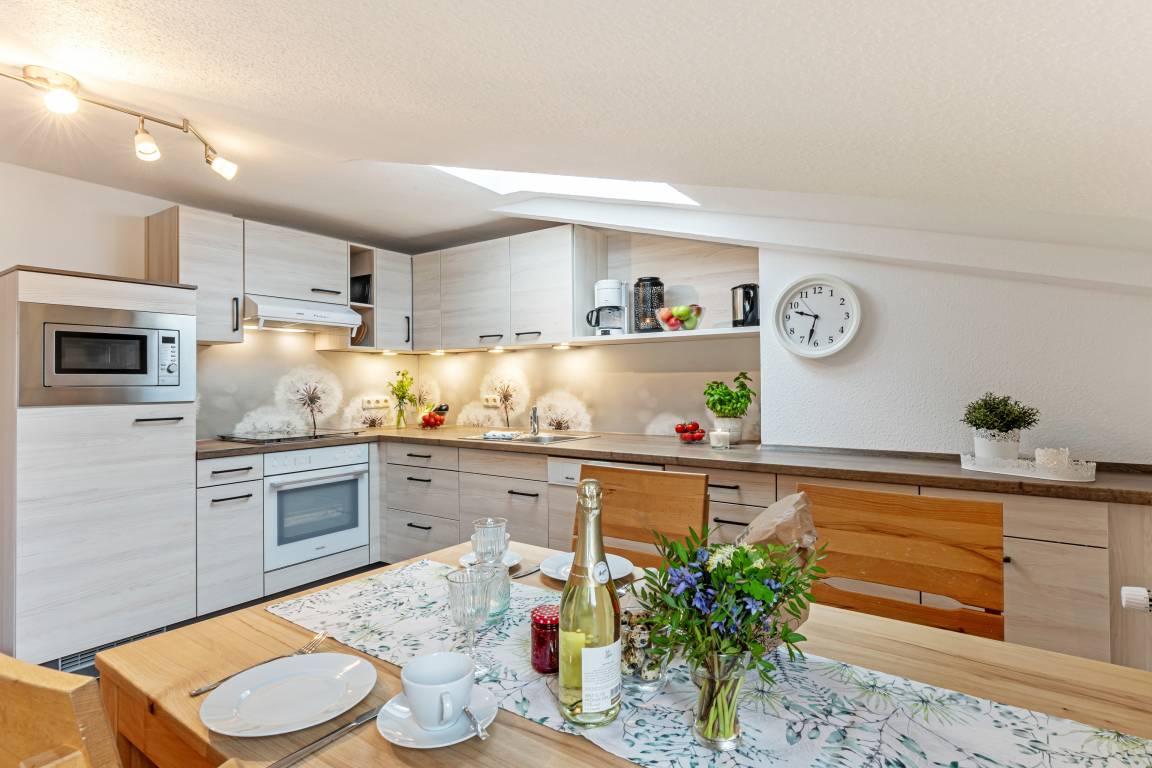 75 m² Ferienwohnung ∙ 2 Schlafzimmer ∙ 4 Gäste – Bild 7
