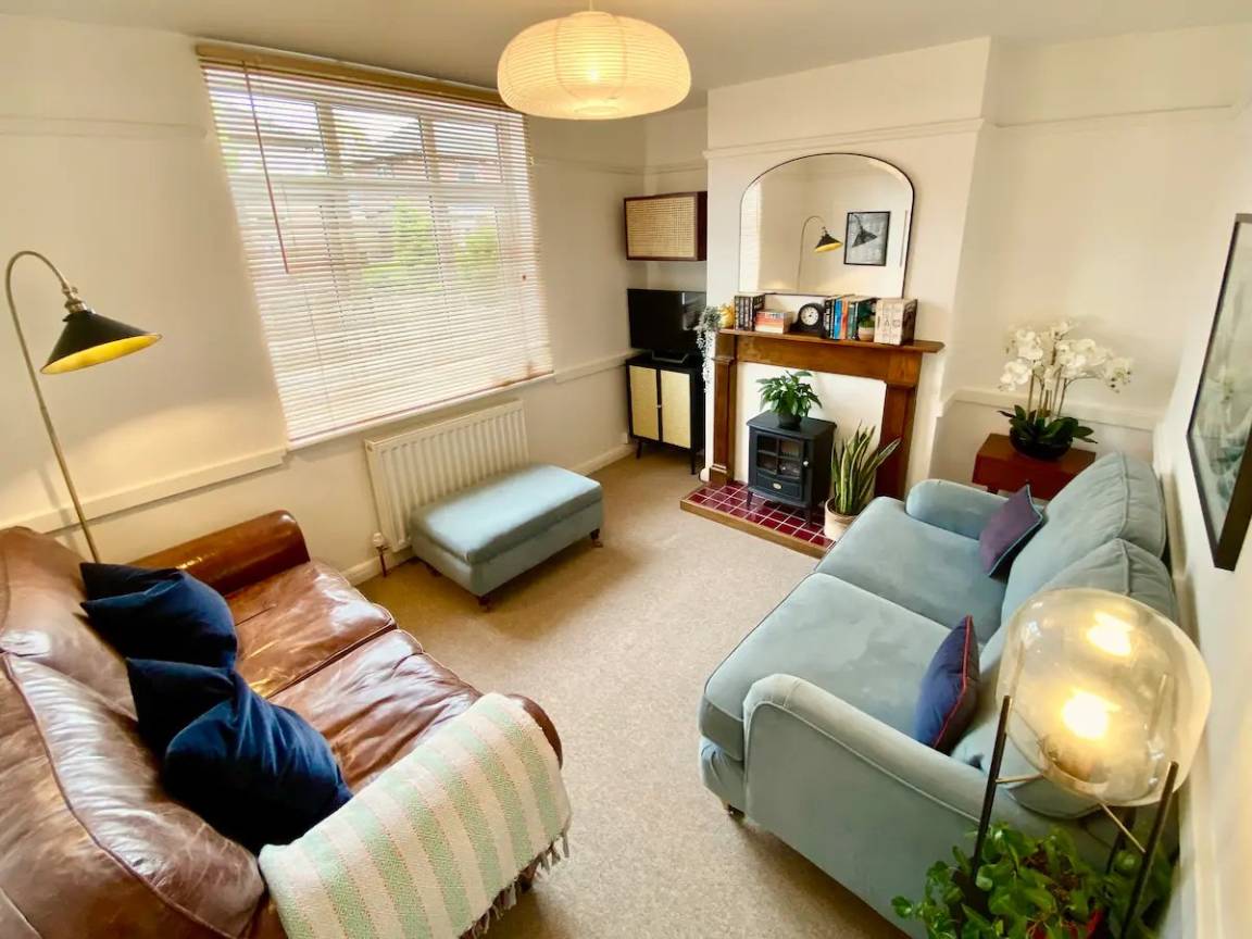 111 M² House ∙ 3 Bedrooms ∙ 5 Guests - Shrewsbury