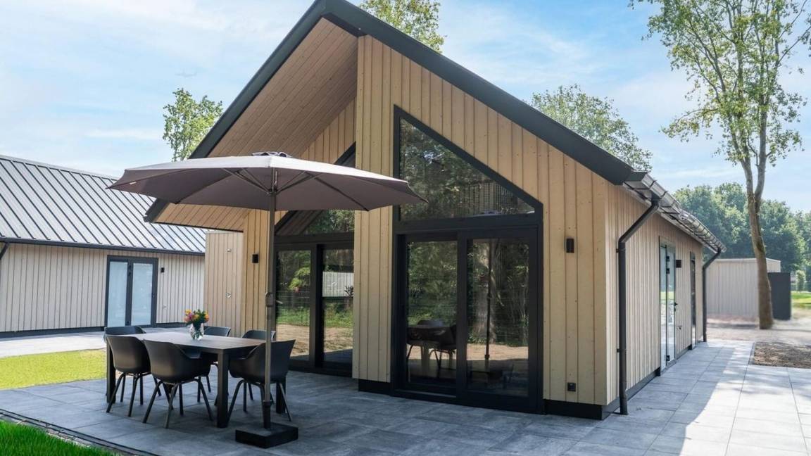 70 M² House ∙ 3 Bedrooms ∙ 6 Guests - Eindhoven
