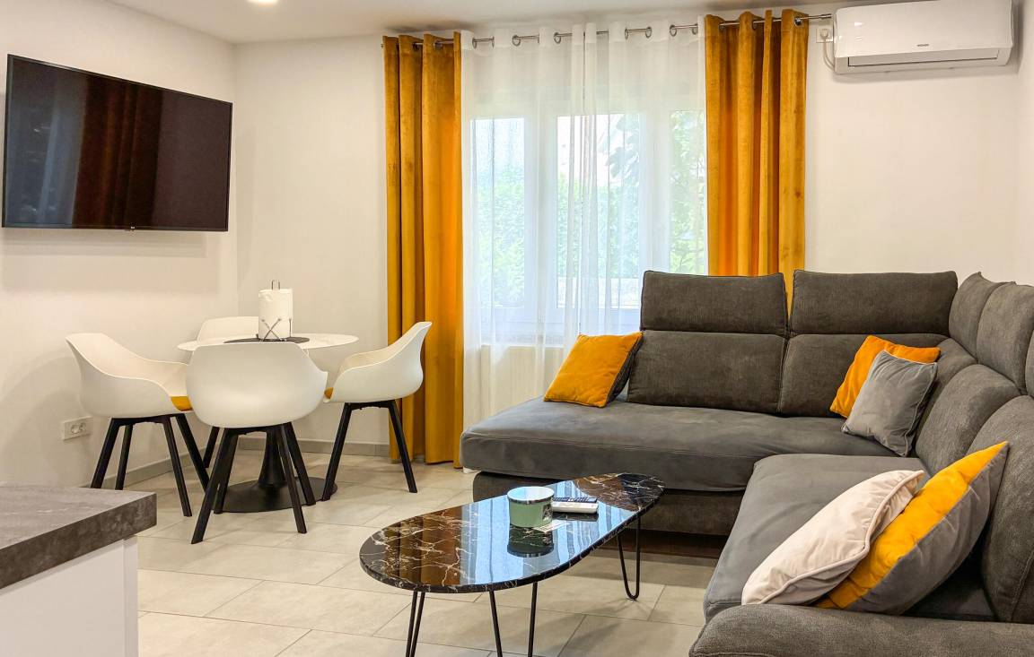 65 M² Appartamento Vacanza ∙ 2 Camere Da Letto ∙ 6 Ospiti - Fiume (Croazia)