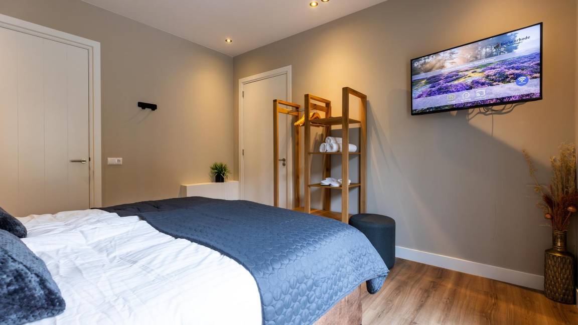 300 M² Casa Vacanza ∙ 5 Camere Da Letto ∙ 12 Ospiti - Ede