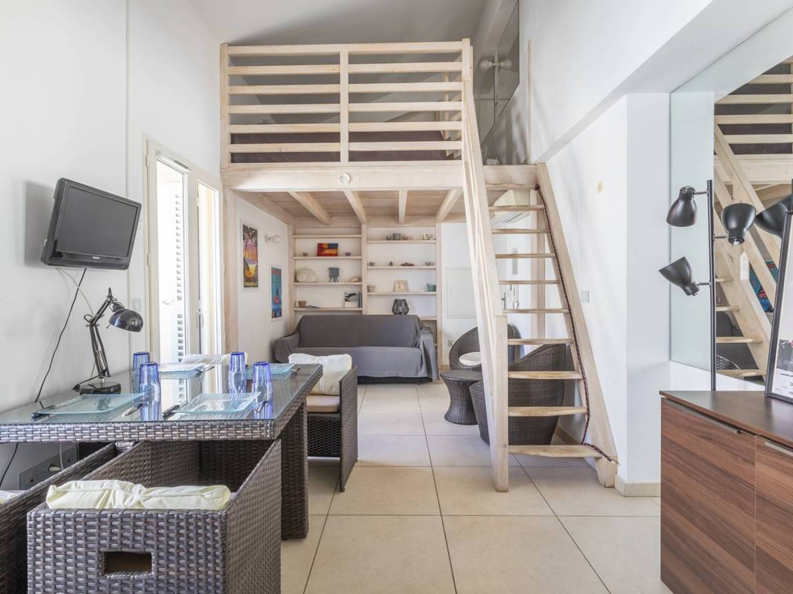 39 M² Studio ∙ 1 Chambre ∙ 4 Personnes - Hyères