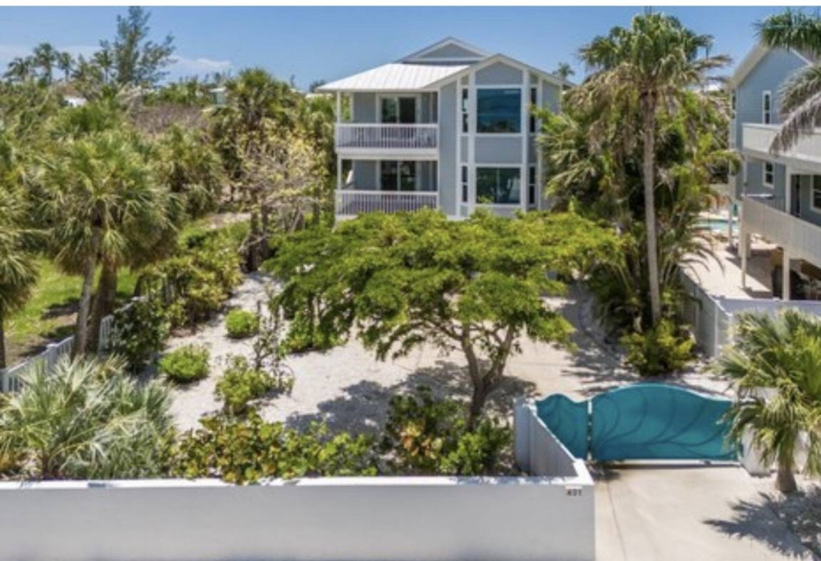 167 M² House ∙ 3 Bedrooms ∙ 8 Guests - Anna Maria, FL
