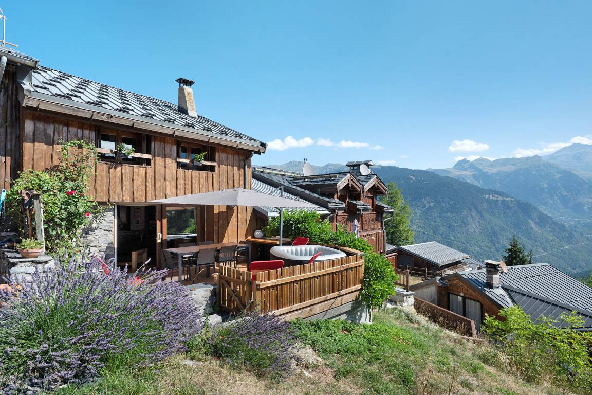 140 M² Huis ∙ 4 Slaapkamers ∙ 12 Gasten - Aime