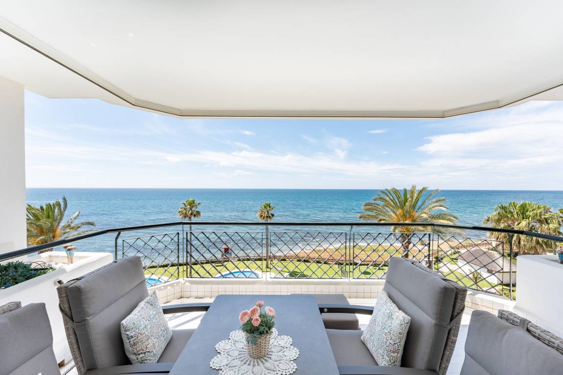 56 M² Apartamento ∙ 2 Habitaciones ∙ 4 Huéspedes - Calahonda