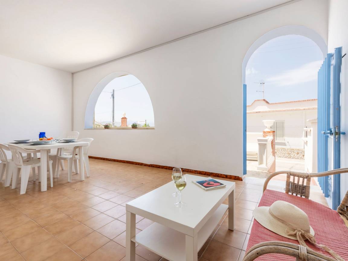 80 M² Appartement ∙ 1 Chambre ∙ 6 Personnes - Balestrate