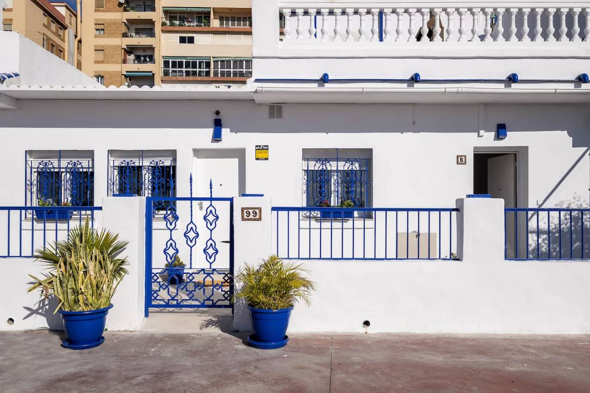 30 M² Studio Flat ∙ 1 Bedroom ∙ 2 Guests - Málaga