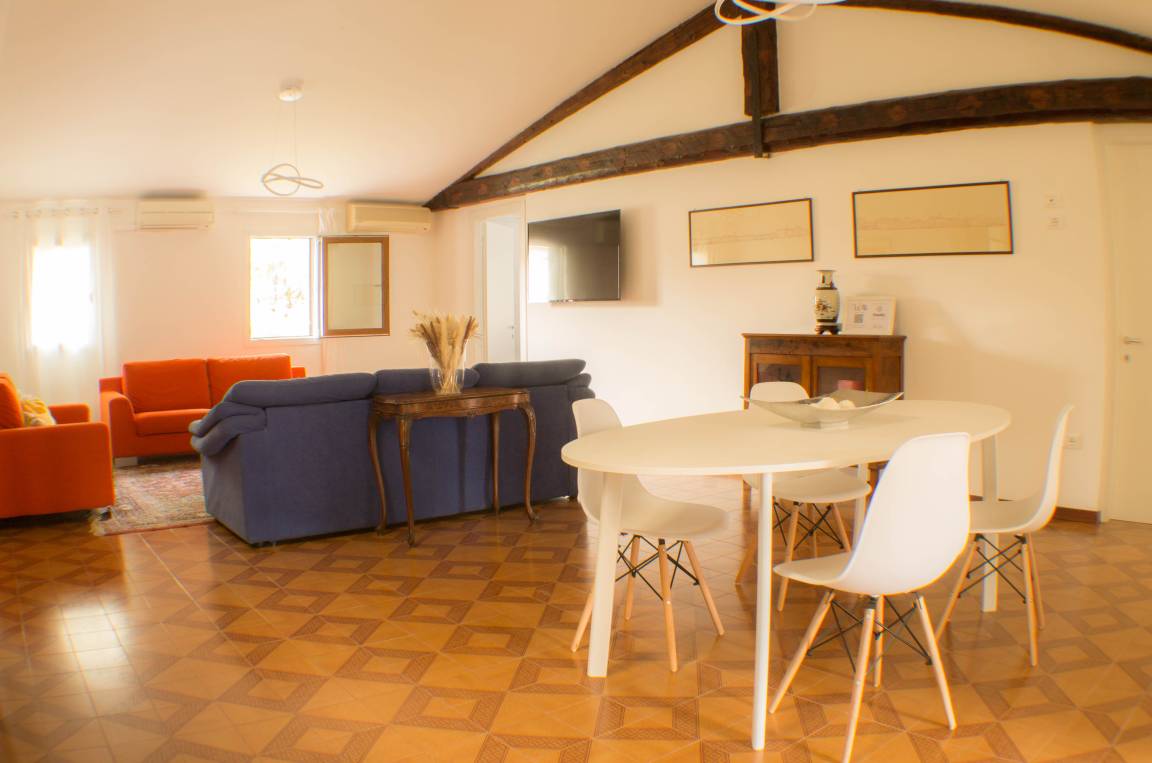 120 M² Ferienwohnung ∙ 3 Schlafzimmer ∙ 6 Gäste - Mira, Italien