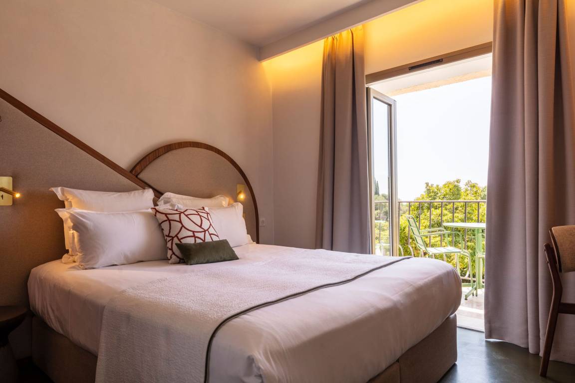 Hotel ∙ 1 Habitación ∙ 2 Huéspedes - Cavalaire-sur-Mer