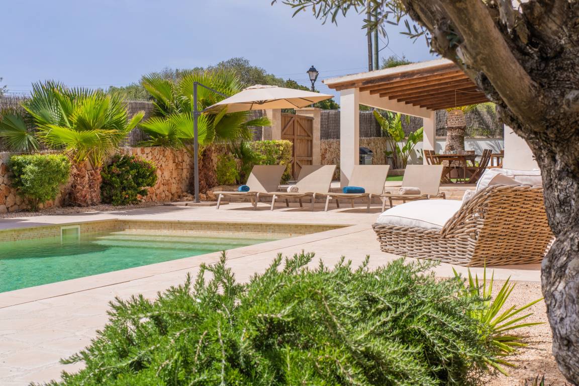 150 M² Ferienhaus ∙ 4 Schlafzimmer ∙ 7 Gäste - Cala Figuera