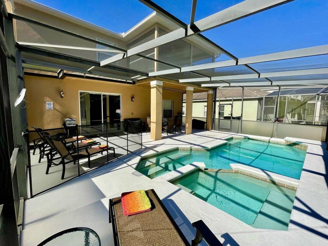 252 M² Maison De Vacances ∙ 4 Chambres ∙ 8 Personnes - Davenport, FL