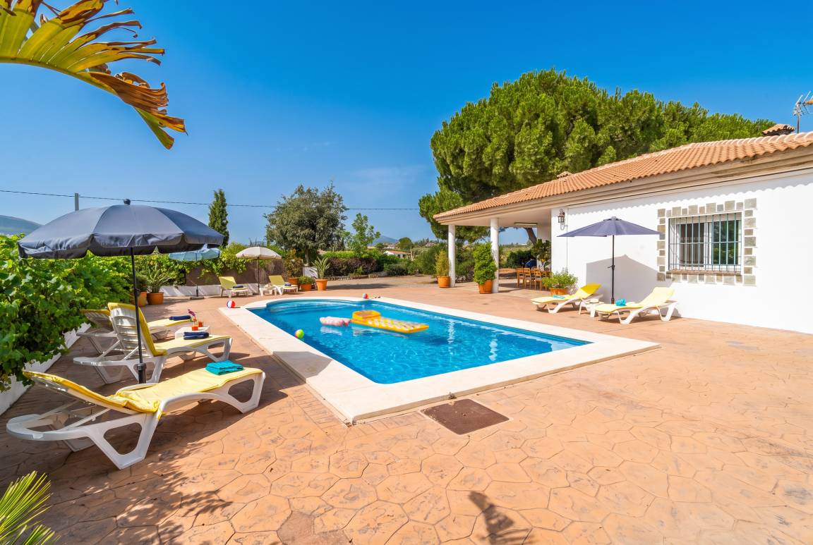 101 M² Casa Rural ∙ 3 Habitaciones ∙ 7 Huéspedes - Mijas