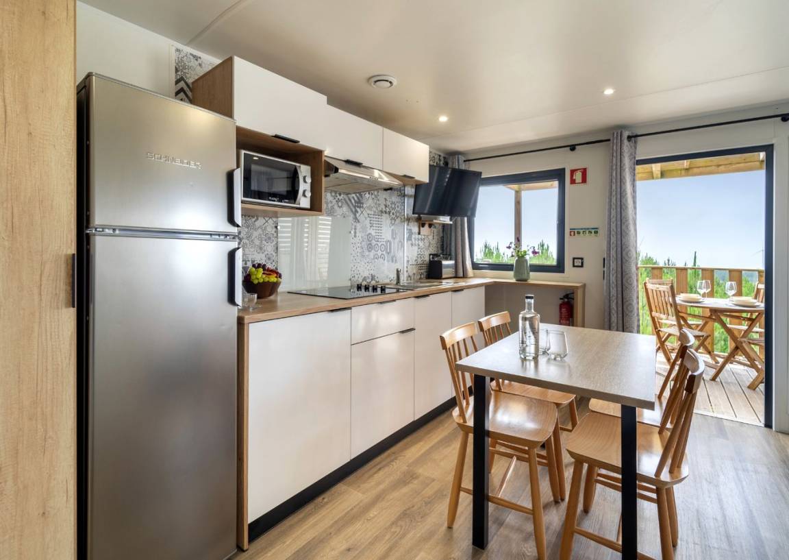 Ferienhaus ∙ 2 Schlafzimmer ∙ 5 Gäste - Nazaré