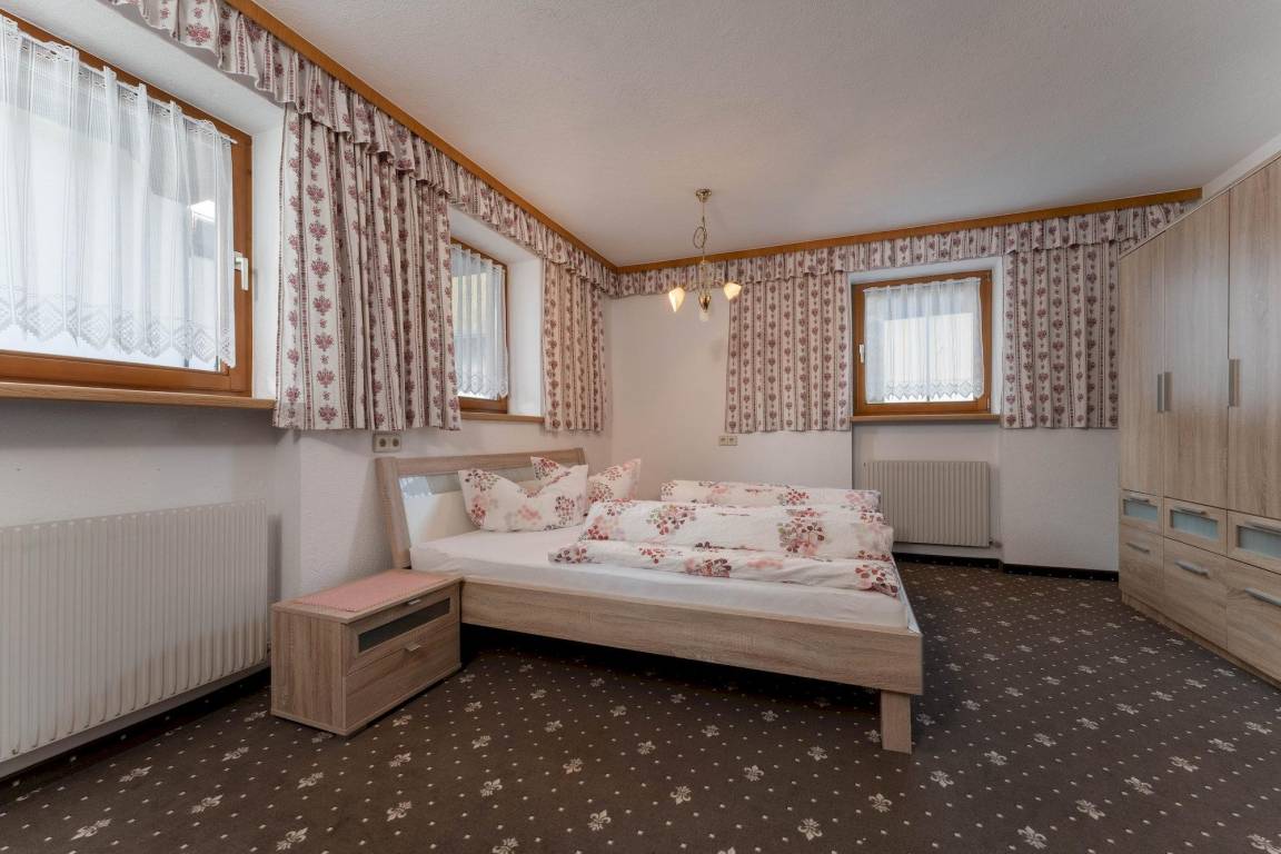 Apartment ∙ 5 Bedrooms ∙ 10 Guests - Soelden
