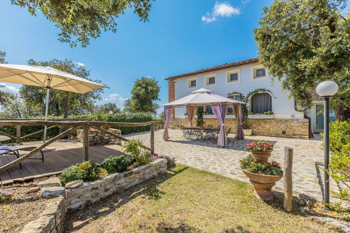 250 M² Villa ∙ 5 Schlafzimmer ∙ 10 Gäste - Montecatini Terme