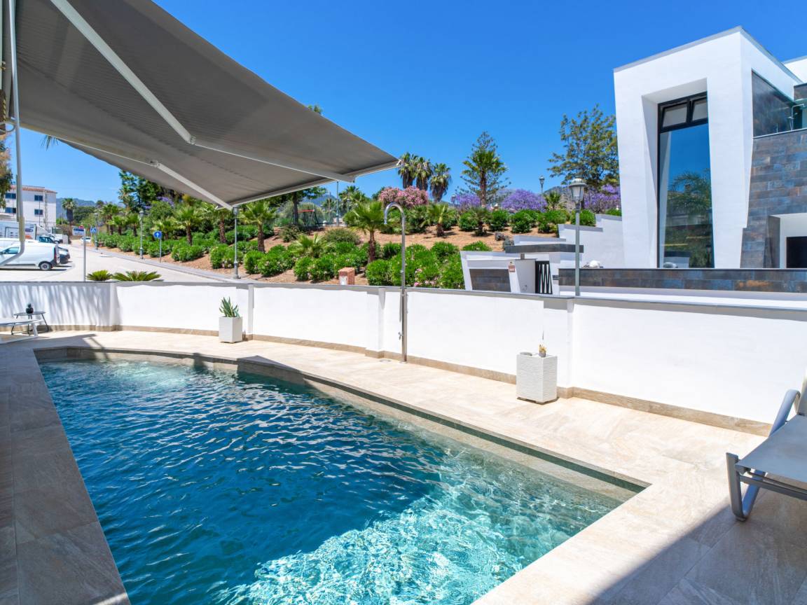 180 M² Huis ∙ 1 Slaapkamer ∙ 8 Gasten - Nerja