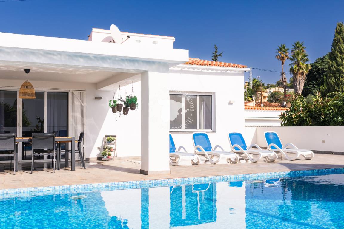201 M² Villa ∙ 3 Habitaciones ∙ 6 Huéspedes - Calpe