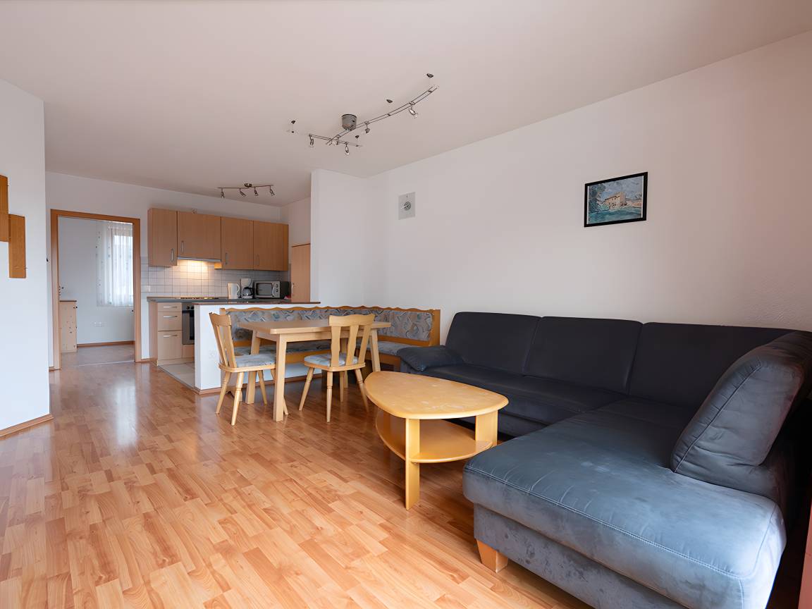 53 M² Ferienwohnung ∙ 2 Schlafzimmer ∙ 6 Gäste - Langenau