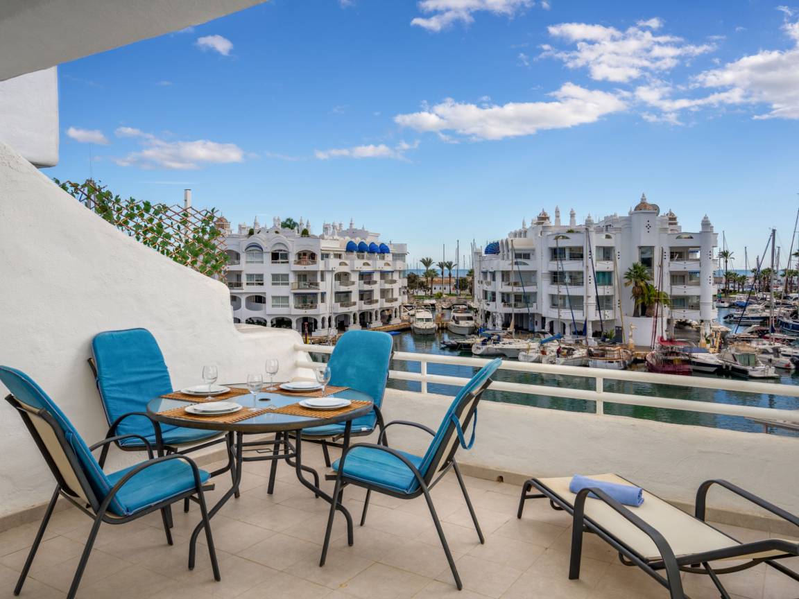 100 M² Apartamento ∙ 2 Habitaciones ∙ 5 Huéspedes - Benalmádena