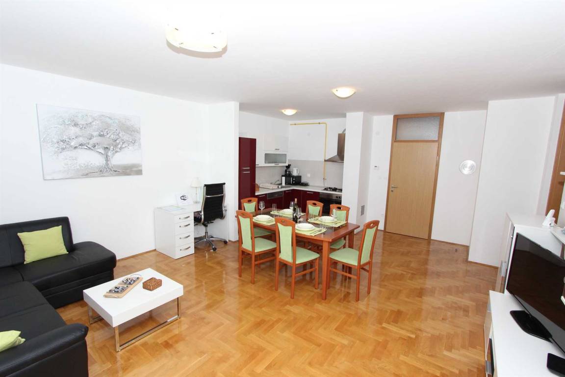 53 M² Appartement ∙ 1 Chambre ∙ 4 Personnes - Pula