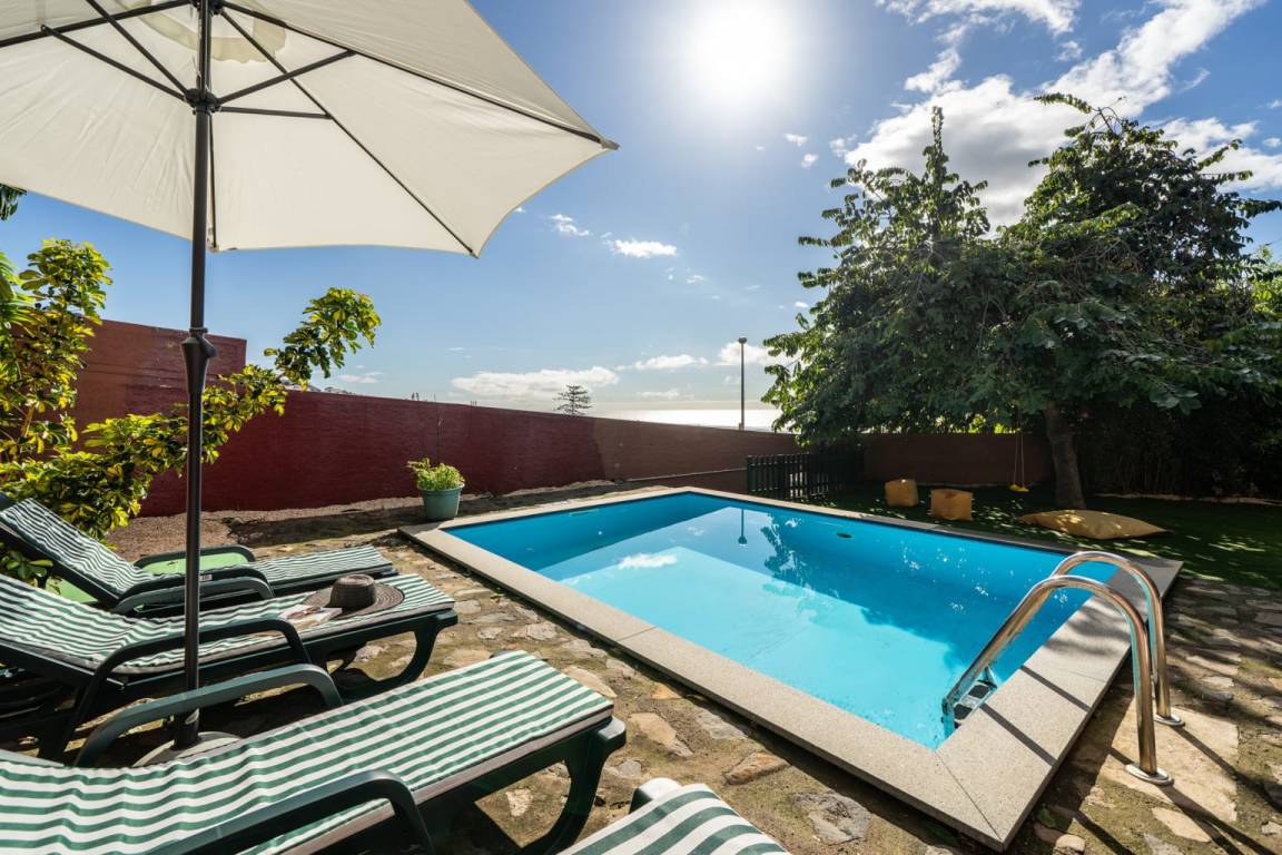 192 M² Ferienhaus ∙ 4 Schlafzimmer ∙ 7 Gäste - Funchal