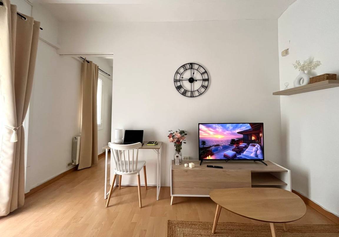 37 M² Appartamento Vacanza ∙ 1 Camera Da Letto ∙ 2 Ospiti - Barcellona