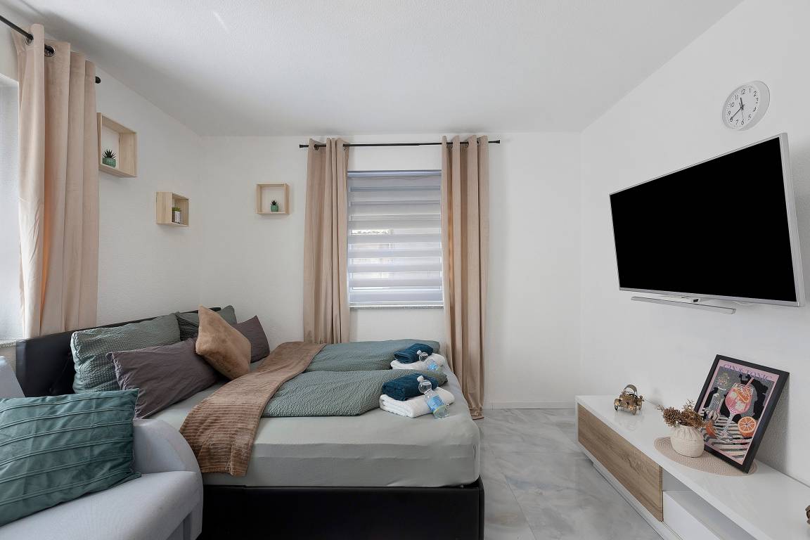 72 M² Ferienwohnung ∙ 3 Schlafzimmer ∙ 6 Gäste - Schramberg