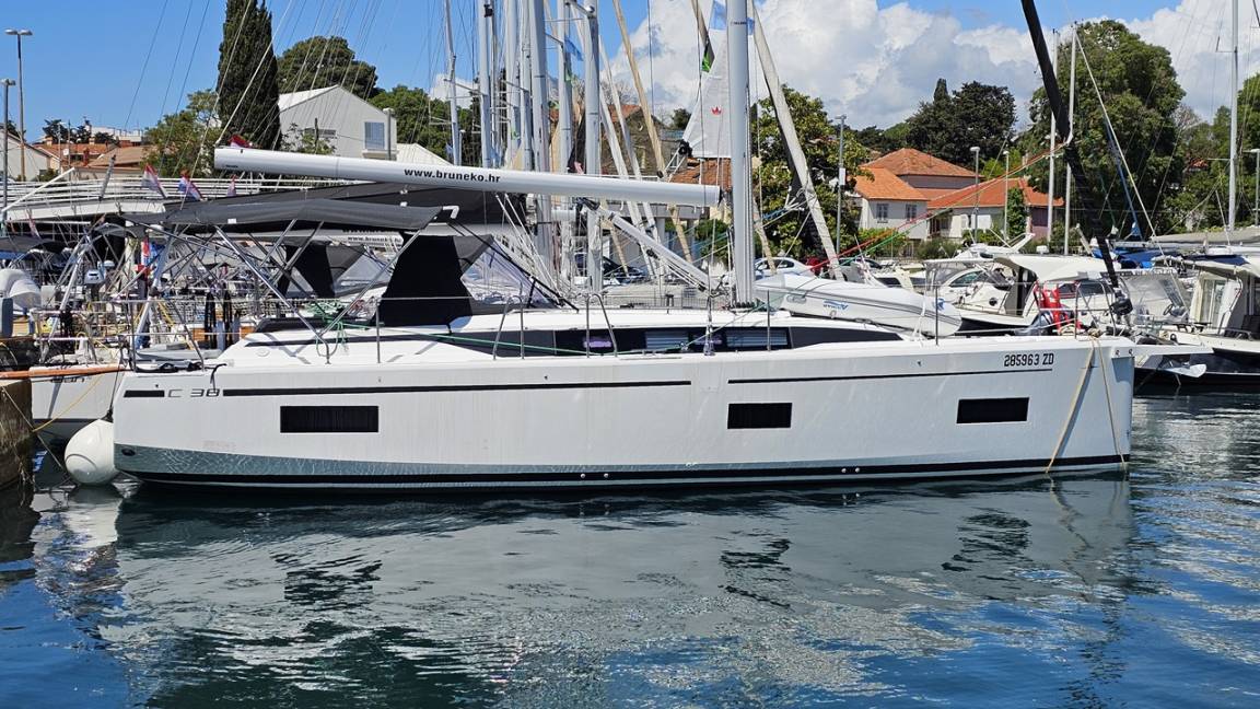 11 M² Hausboot ∙ 2 Schlafzimmer ∙ 4 Gäste - Kroatien
