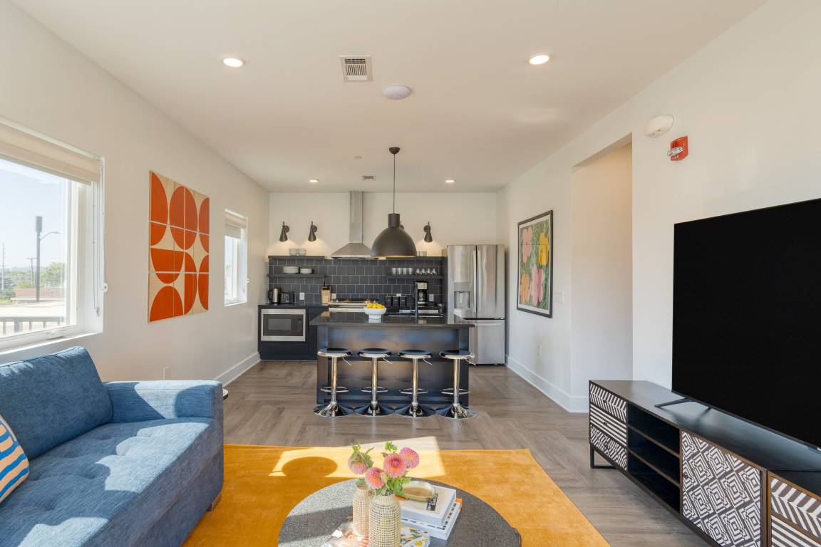 122 M² Hotel ∙ 4 Habitaciones ∙ 12 Huéspedes - Nashville, TN