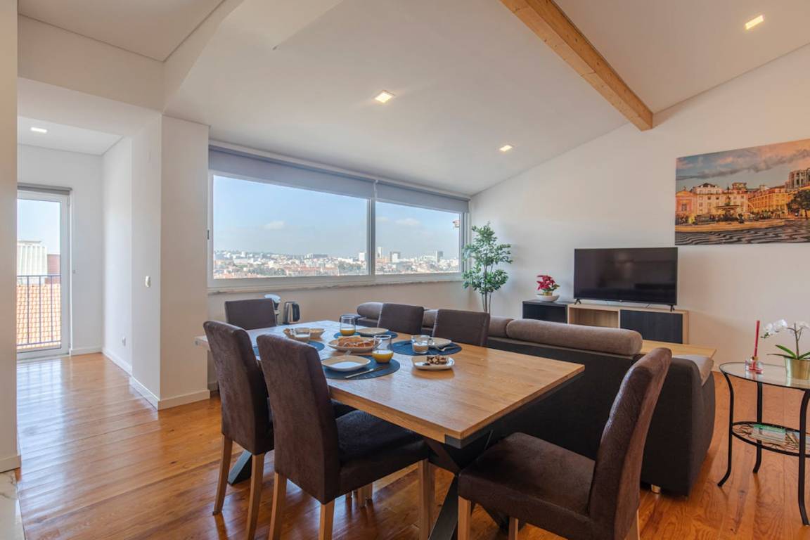 80 M² Apartment ∙ 2 Bedrooms ∙ 4 Guests - Lisbon