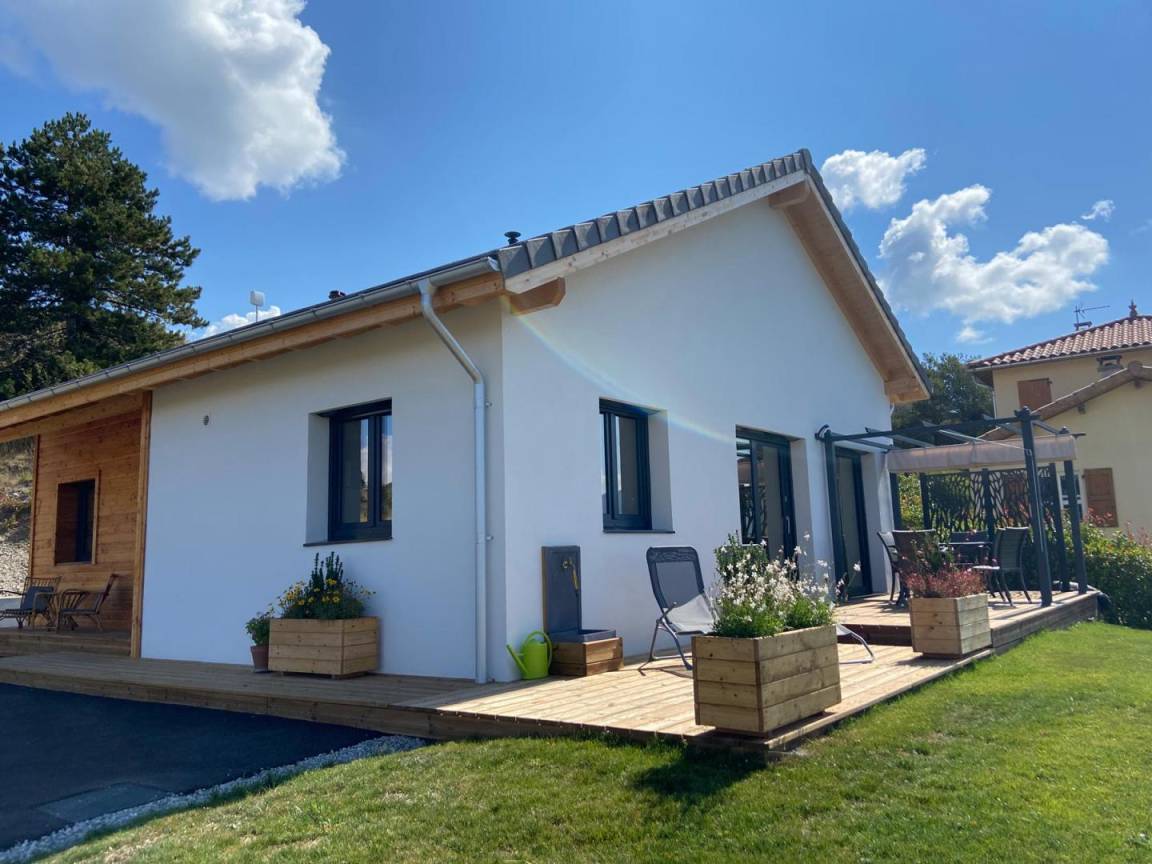 87 m&sup2; G&icirc;te 3 Schlafzimmer 6 G&auml;ste