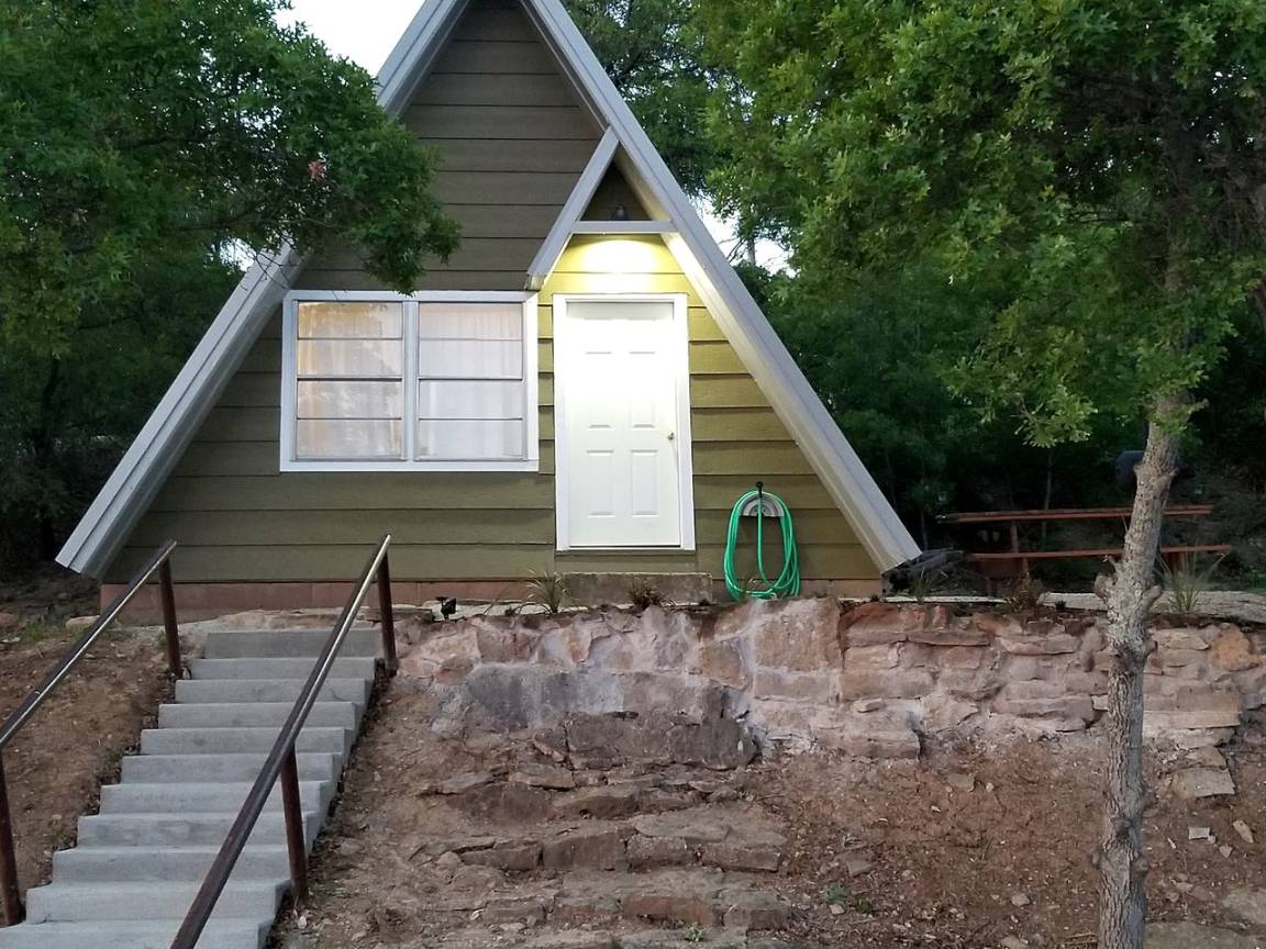 Cabin ∙ 1 Bedroom ∙ 6 Guests - Texas