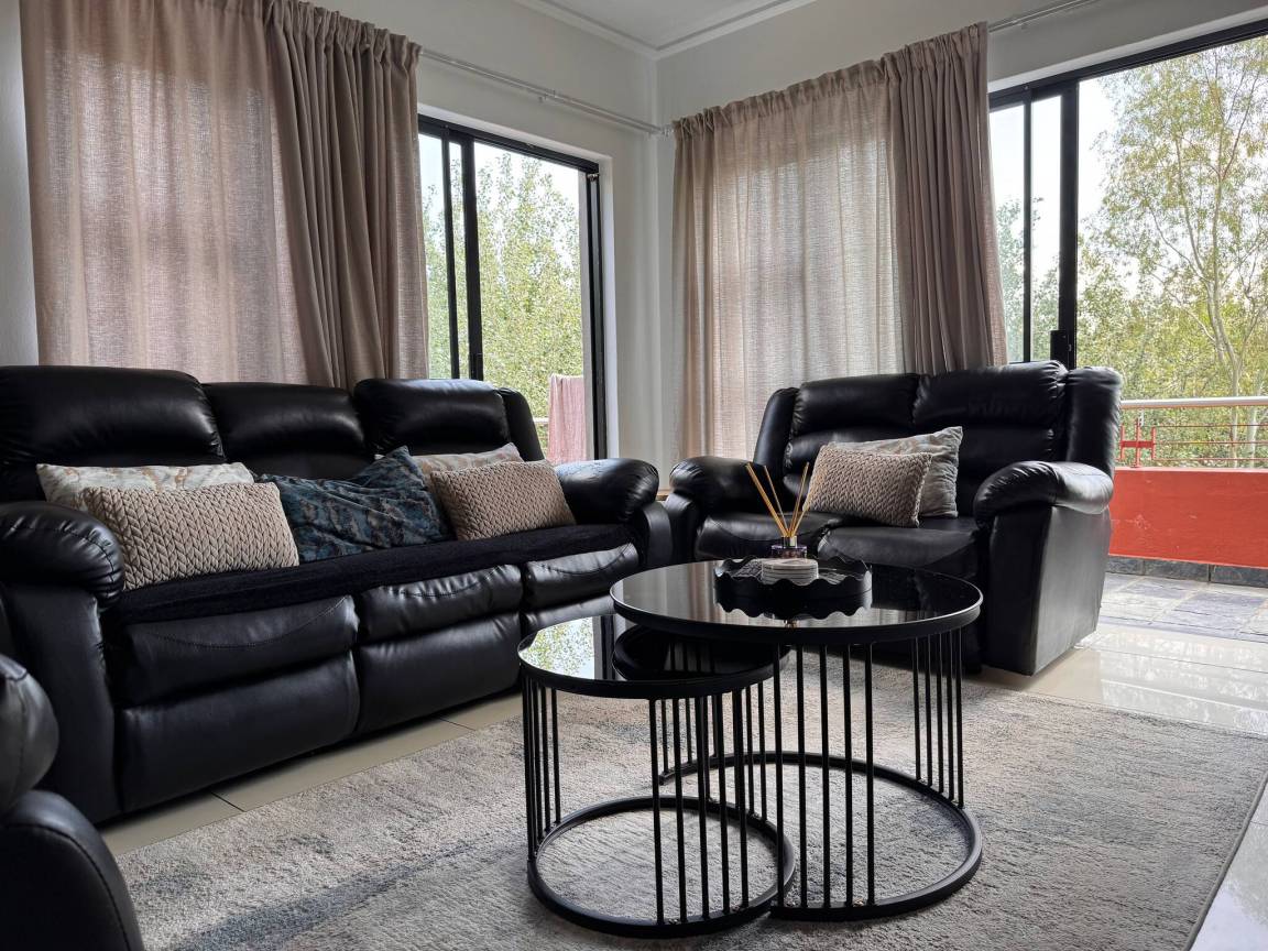 45 M² Apartment ∙ 2 Bedrooms ∙ 4 Guests - Muldersdrift