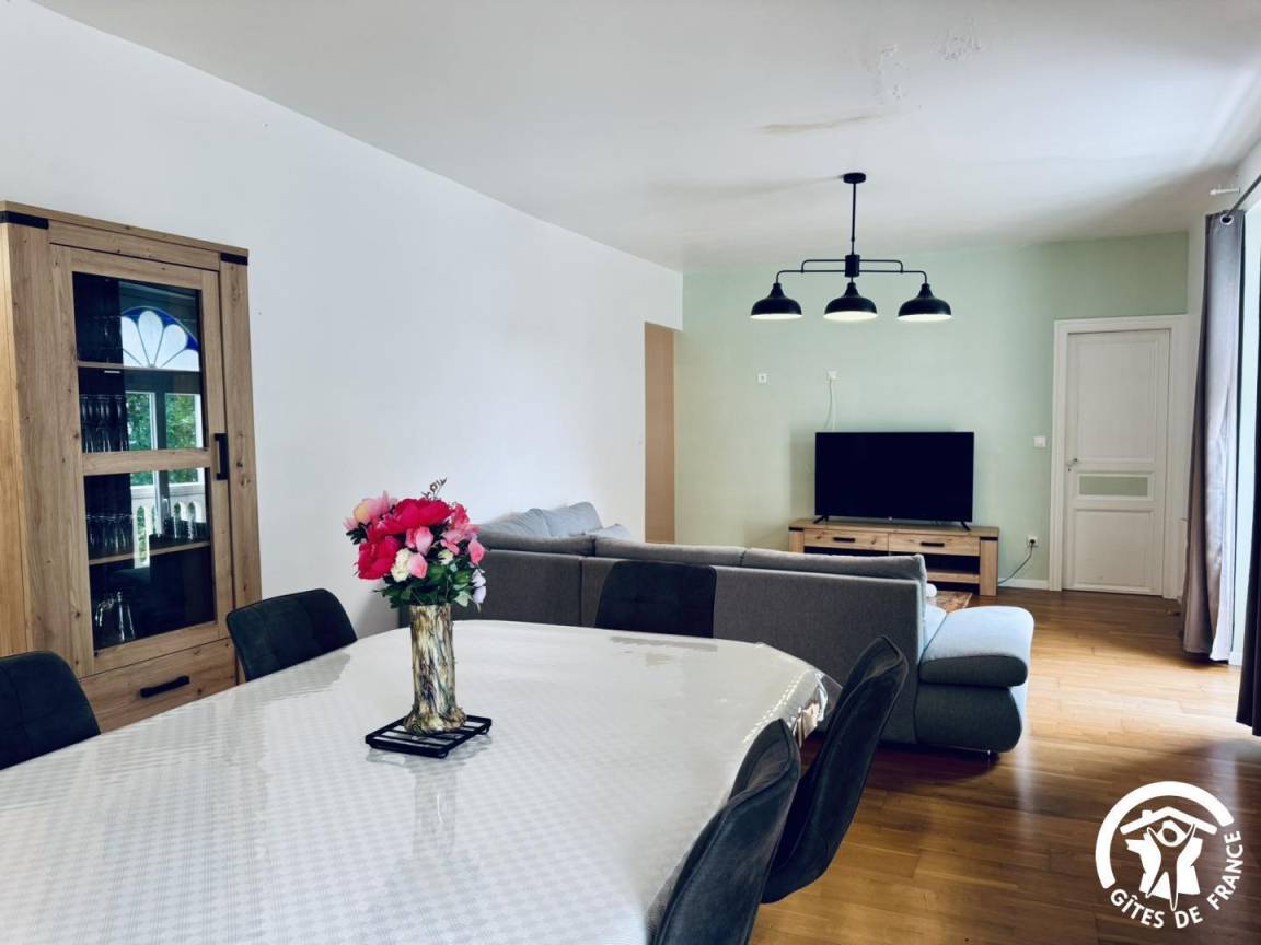 70 m² Gîte ∙ 2 Schlafzimmer ∙ 4 Gäste – Bild 13