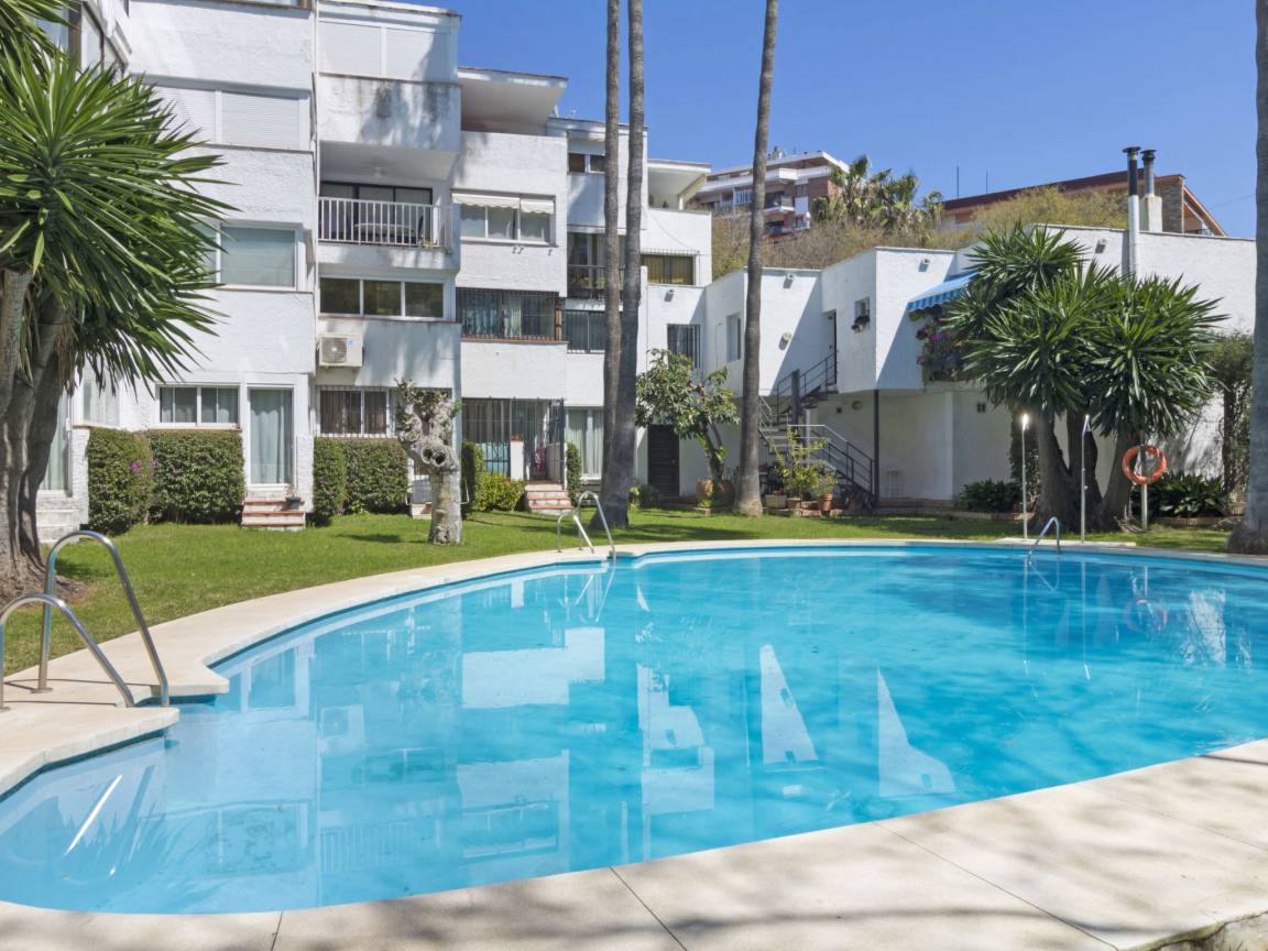 90 M² Apartamento ∙ 2 Habitaciones ∙ 4 Huéspedes - Marbella