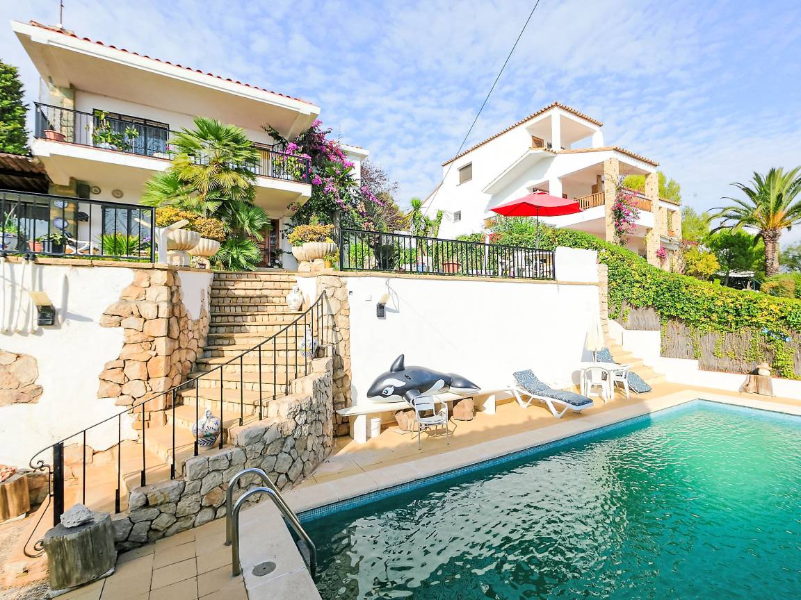 400 M² Maison De Vacances ∙ 6 Chambres ∙ 12 Personnes - El Vendrell