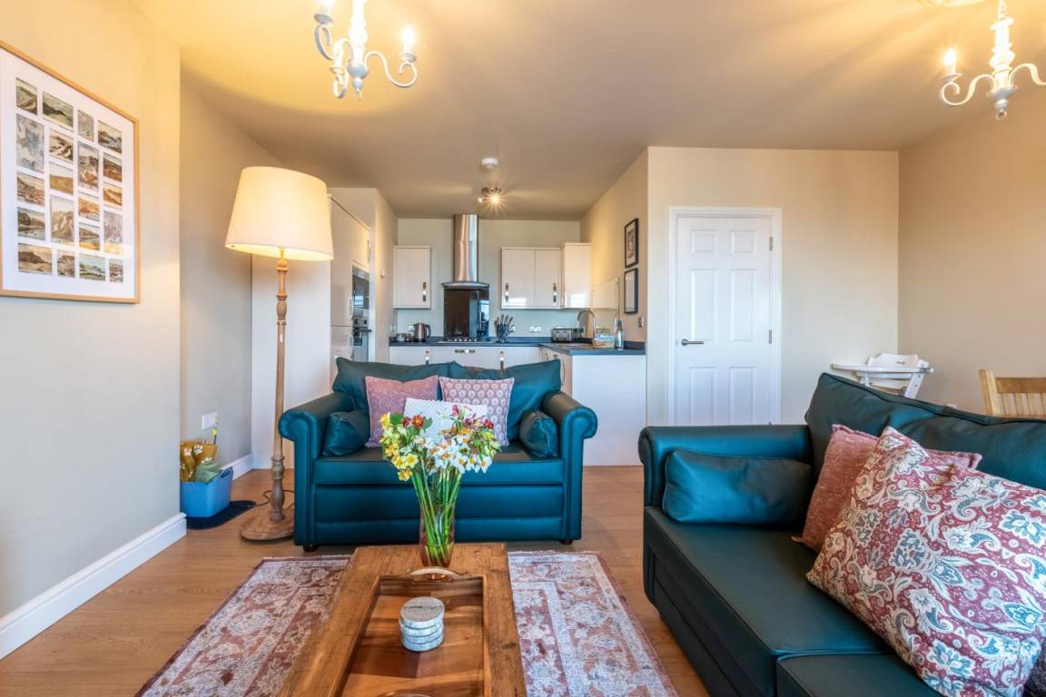 Apartment ∙ 2 Bedrooms ∙ 4 Guests - Ilfracombe