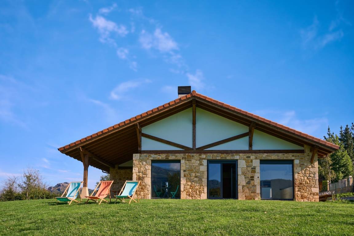 Villa ∙ 3 Habitaciones ∙ 8 Huéspedes - Ceánuri