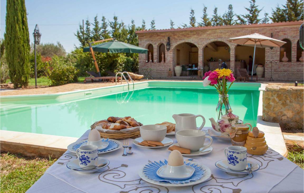 300 M² House ∙ 4 Bedrooms ∙ 14 Guests - Sicily